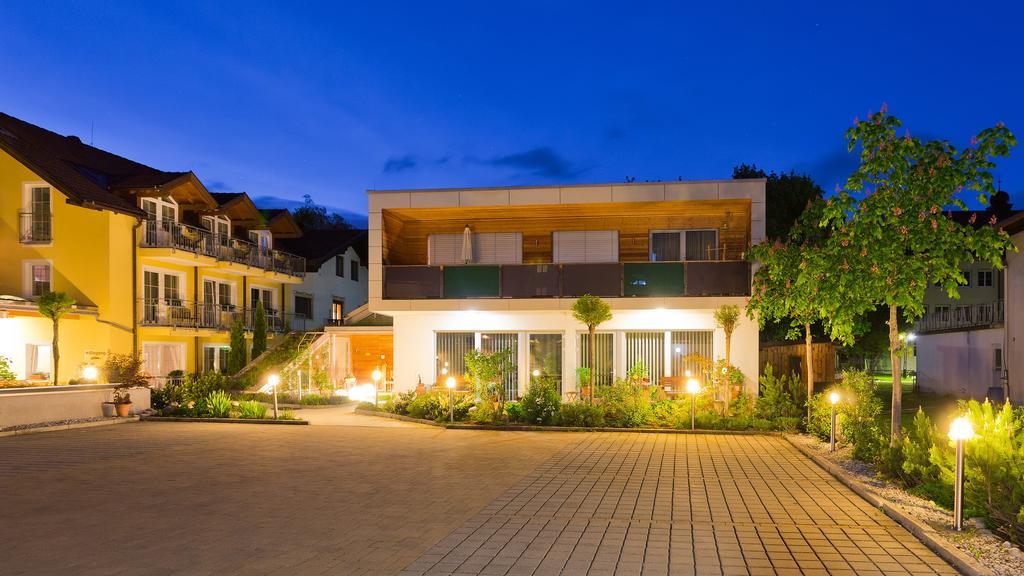Hotel Zum Mohren Ройте Екстериор снимка