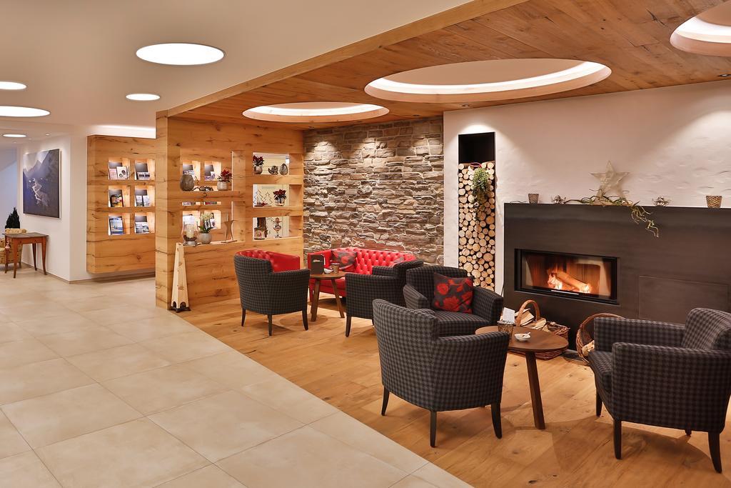 Hotel Zum Mohren Ройте Екстериор снимка